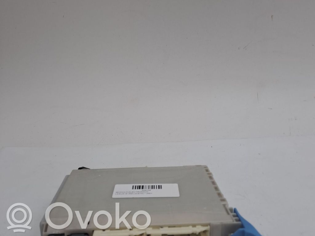 Lexus IS 200-300 Central body control module 