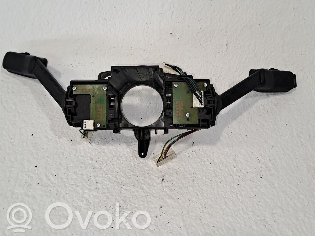 Seat Leon (5F) Pulsanti/interruttori sul volante