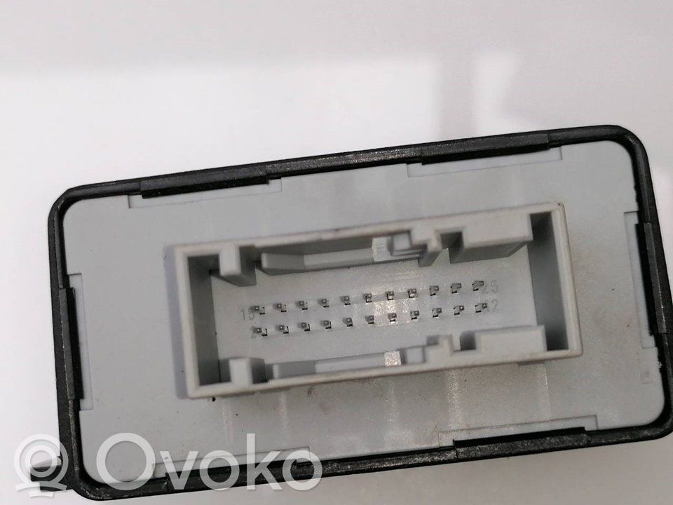 Audi A5 8T 8F Sterownik / Moduł komfortu 