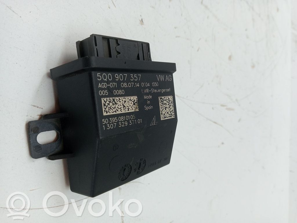 Modul de control caroserie central   5Q0907357
