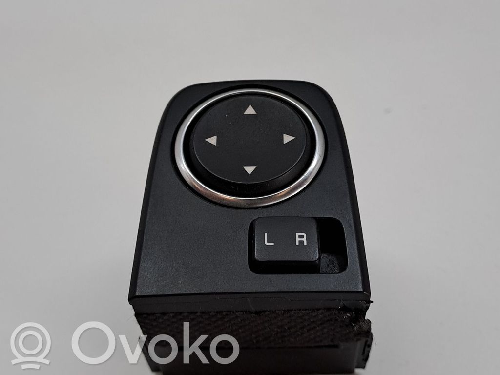 Sivupeilin kytkin   93530J7200