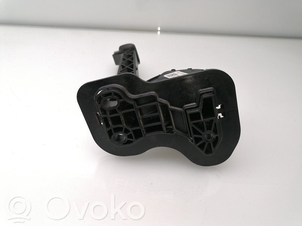 Gaspedal   BK219F836AD