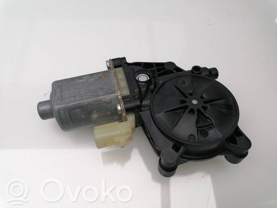 Mercedes-Benz Sprinter W907 W910 Silnik regulatora szyby drzwi przednich 