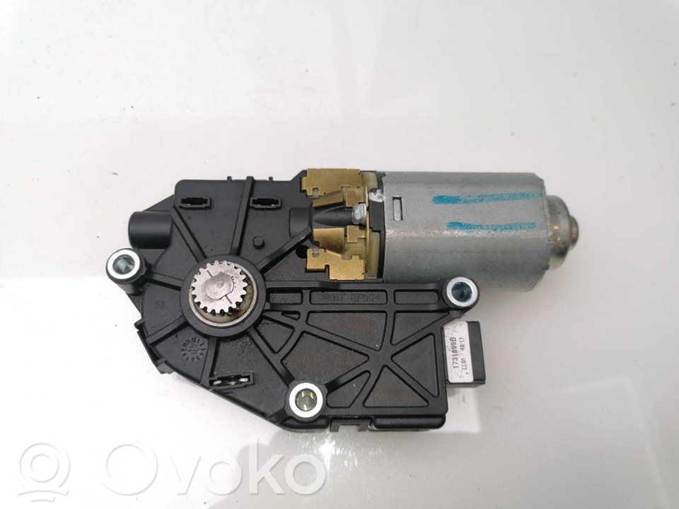 BMW 1 F40 Instalación del techo solar eléctrico