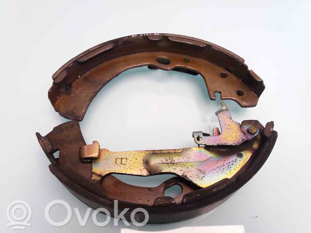 Nissan Navara Bremsbelege hinten