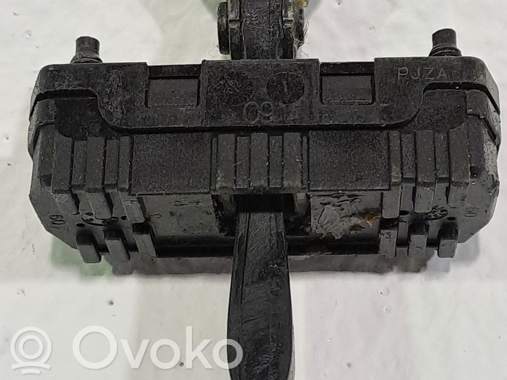 Hyundai Tucson TL Ogranicznik drzwi przednich 