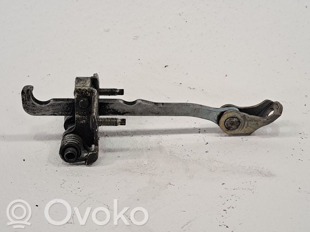 Opel Vivaro Etuoven pidätin 