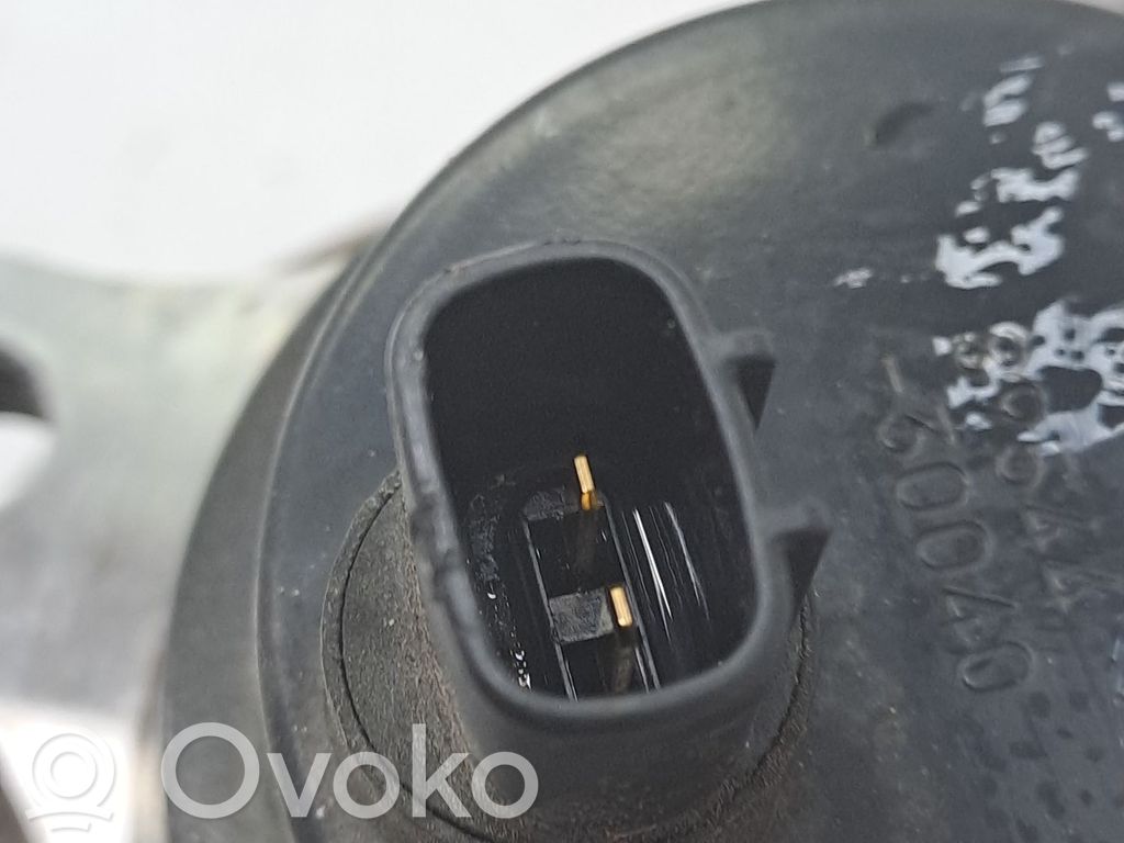 Lexus IS 200-300 Achsschenkel vorne 