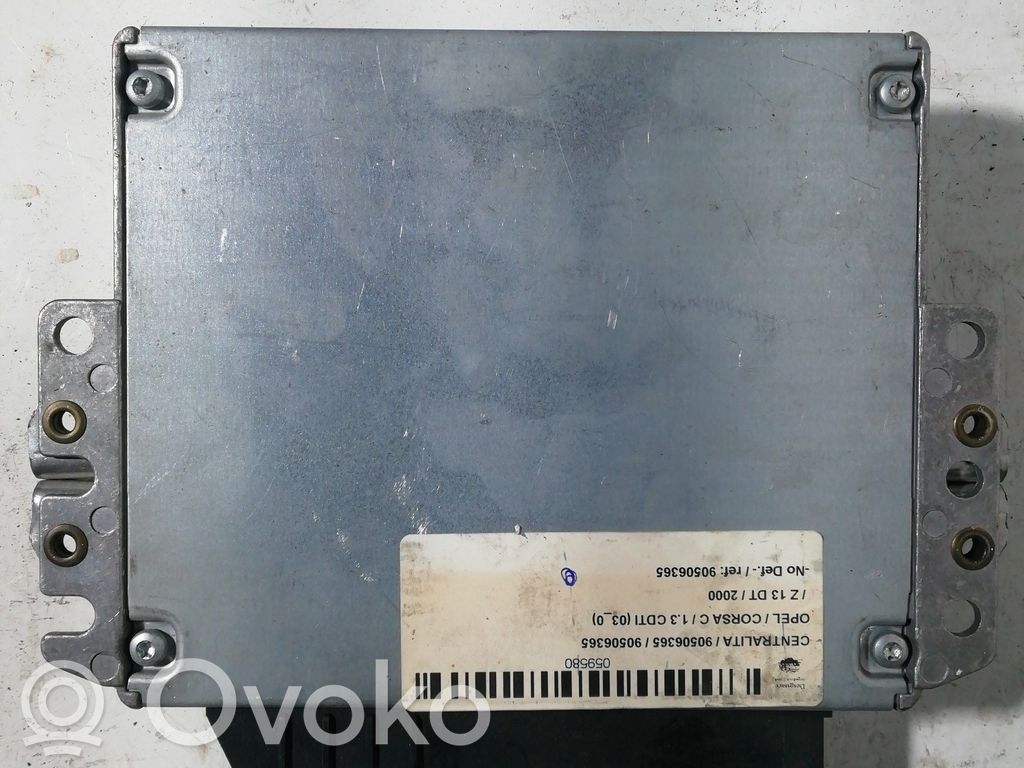 Engine control unit/module ECU   90506365,90512130