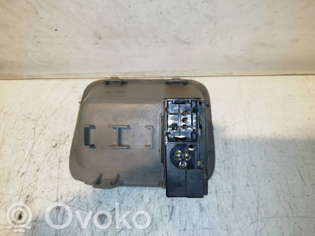 Renault Trafic I Interruptor de luz 