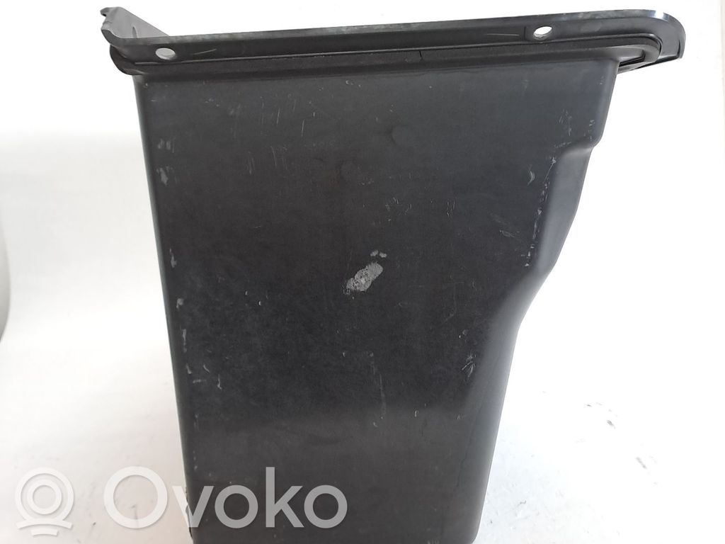 Tesla Model S Glove box 