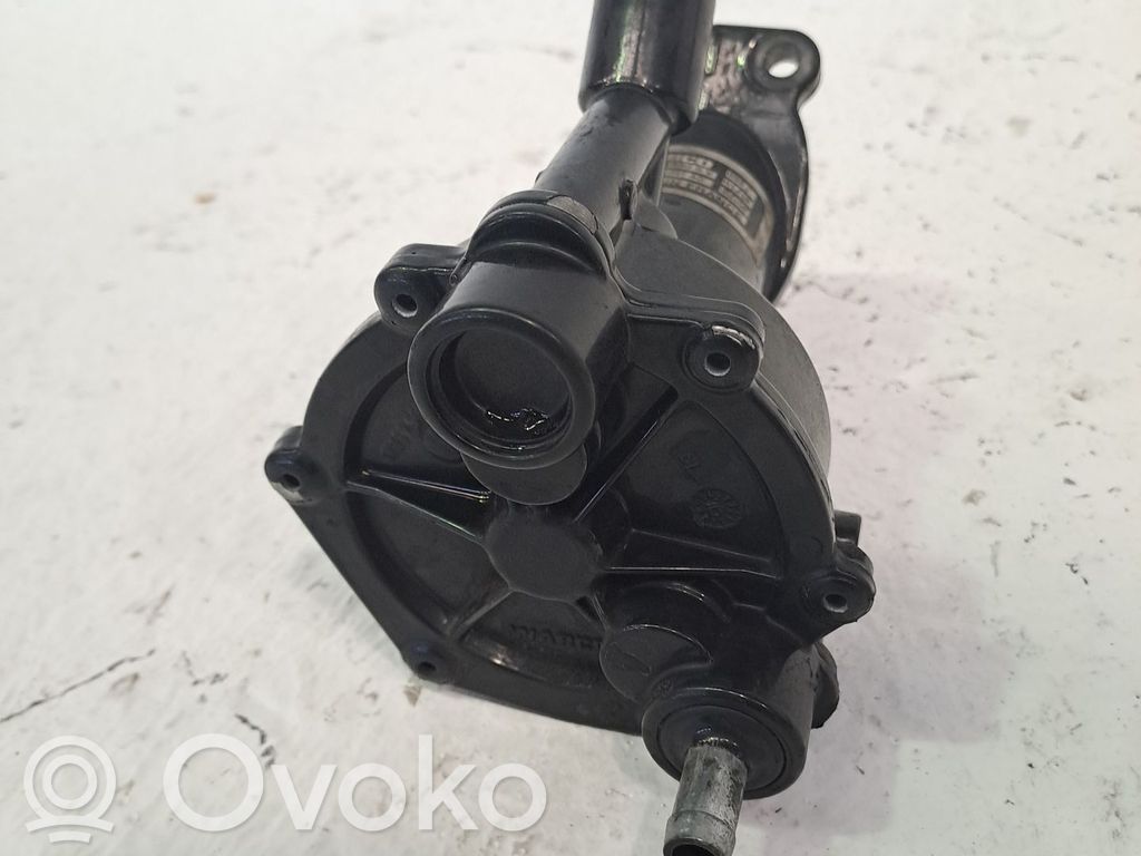 Ford C-MAX I Vacuum pump 