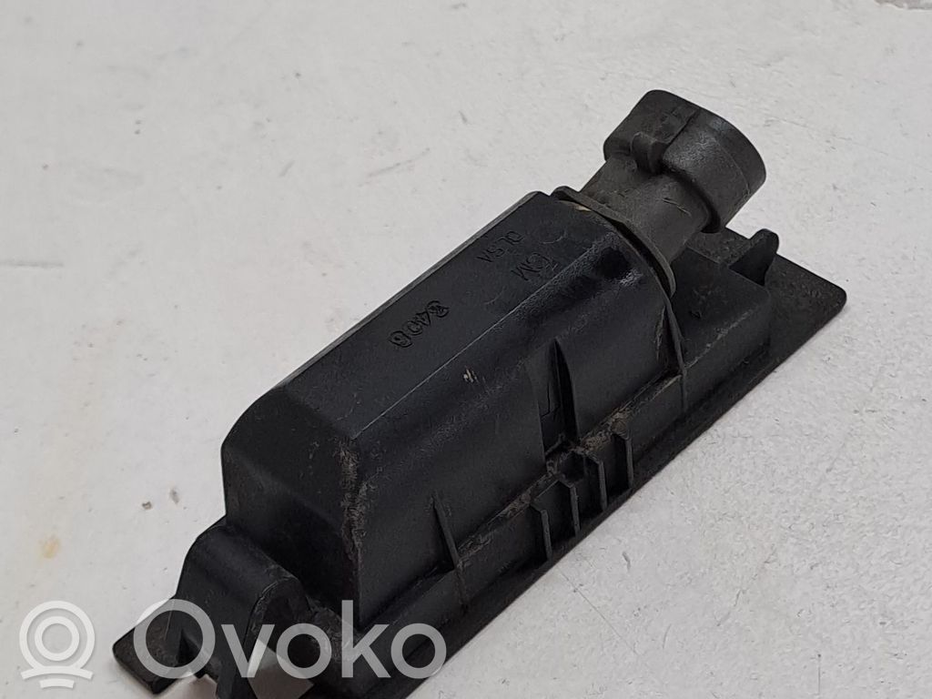 Rekisterikilven valo   9164143