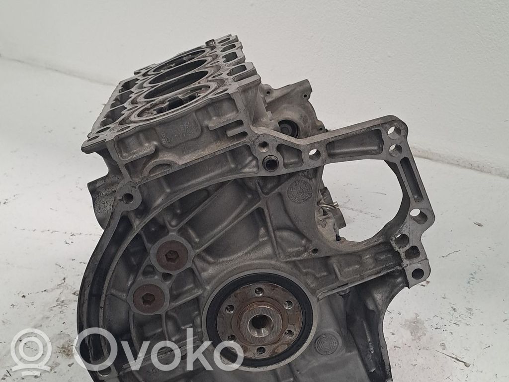 Peugeot 308 SW  Engine block 