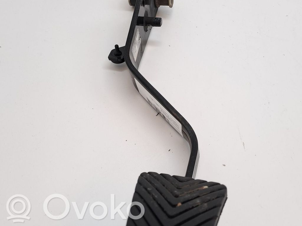 Pedal de embrague   328023X120