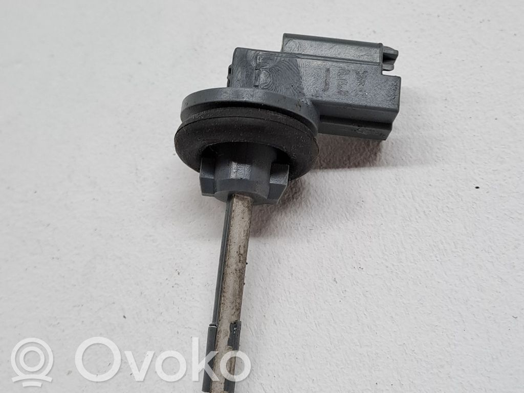 Tesla Model S Sensor / Fühler / Geber 
