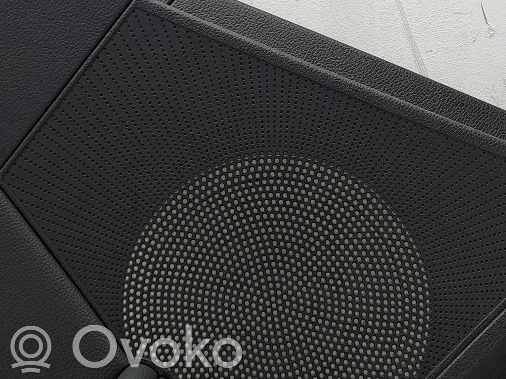 Takaoven verhoilu   83301J7832DQB