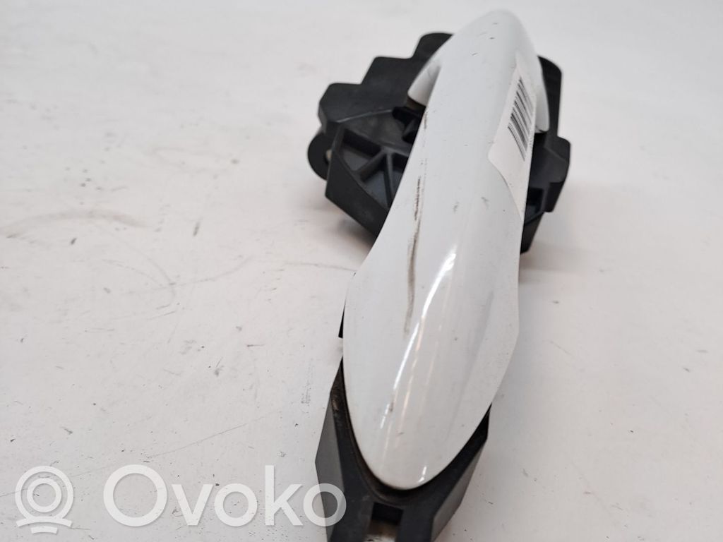 KIA Venga Klamka zewnętrzna drzwi przednich 