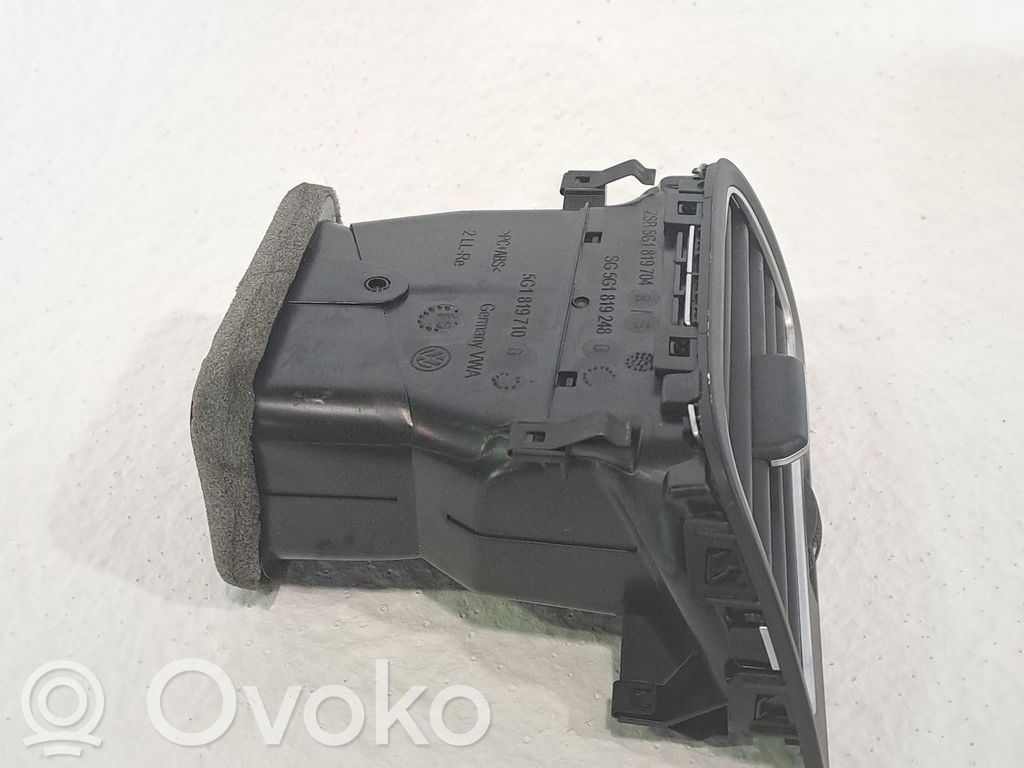 Volkswagen Golf VII Ramă grilă ventilație bord 