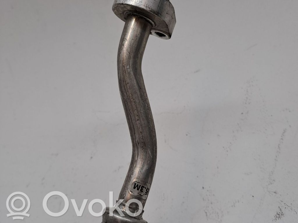 Volkswagen Golf VII Giunto/manicotto flessibile A/C