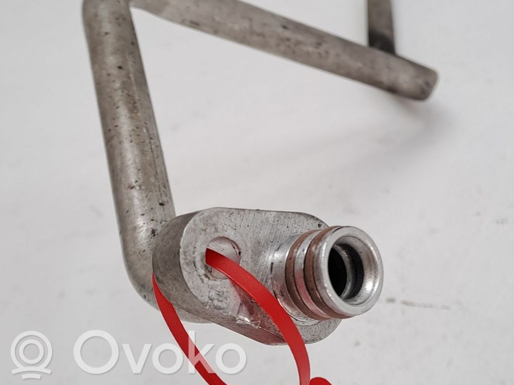 Manguito/racor flexible para A/C   9674395480