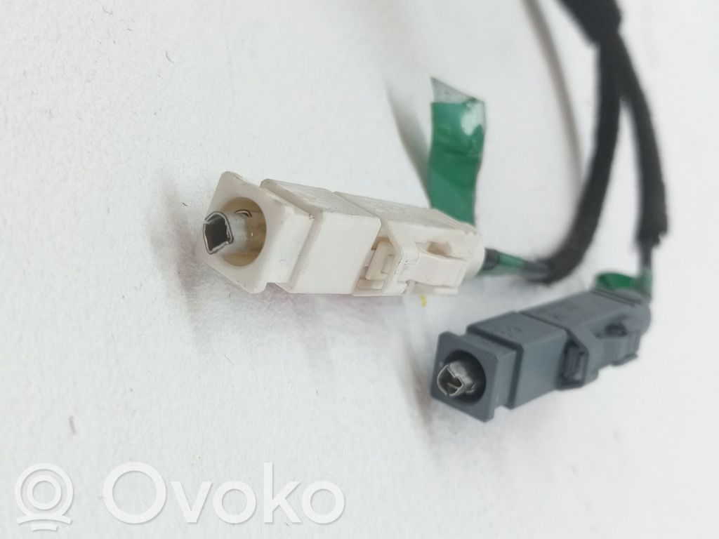 Antena radiowa   5802848468,5802105845,580284846800