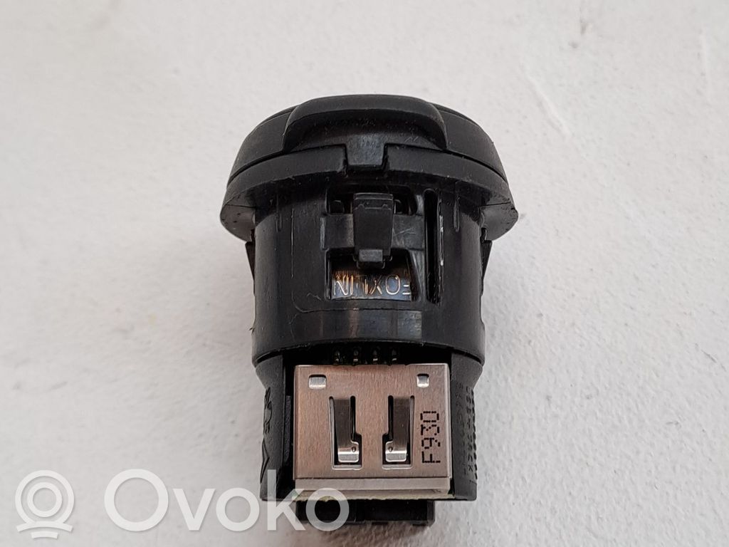 Central body control module   8227E4,96661053ZD