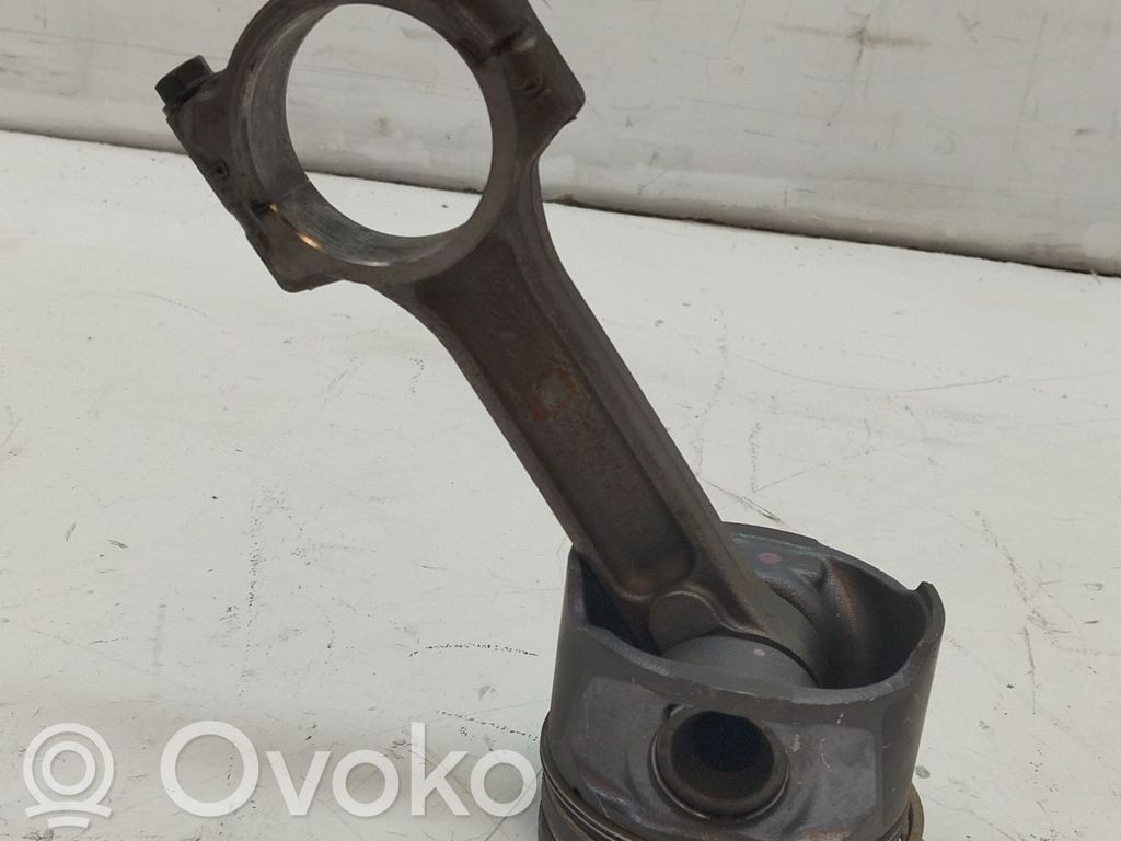 Piston   120A17296R,7701475074
