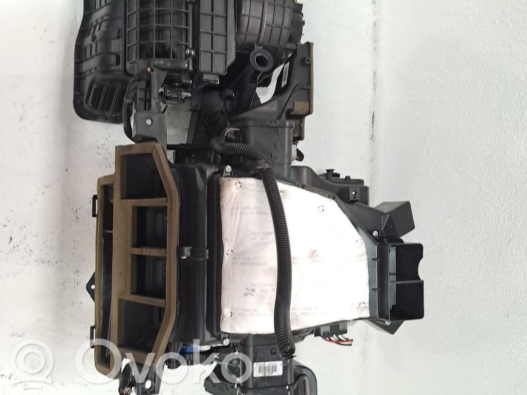 Hyundai Tucson TL Scatola climatizzatore riscaldamento abitacolo assemblata 