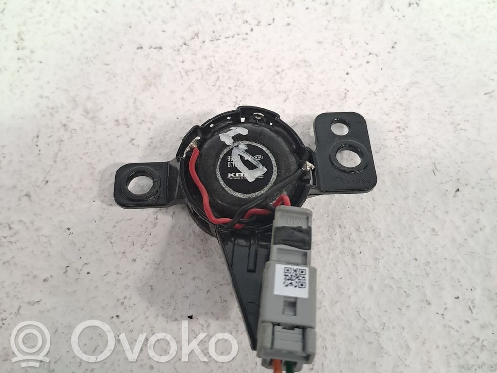 Hyundai Tucson TL Etuoven kaiutin 