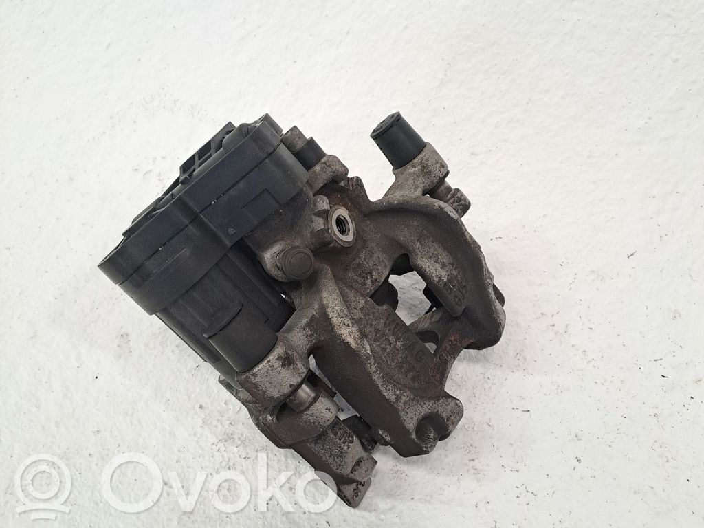 Volkswagen Golf VIII Pinza del freno posteriore