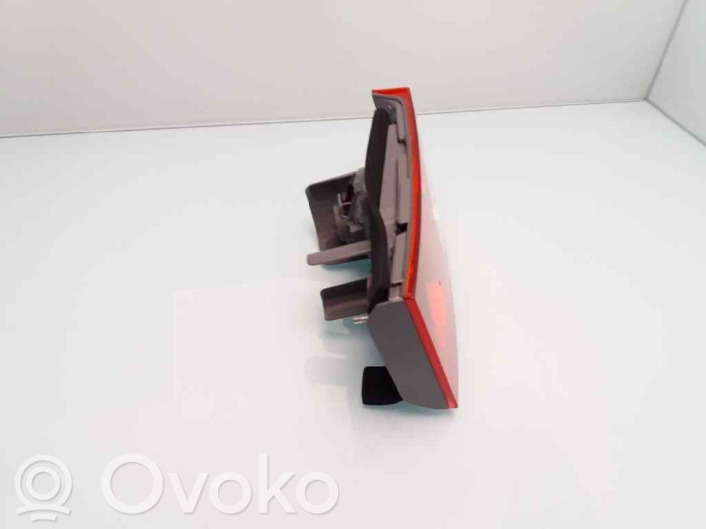 Honda Civic Takavalon polttimo
