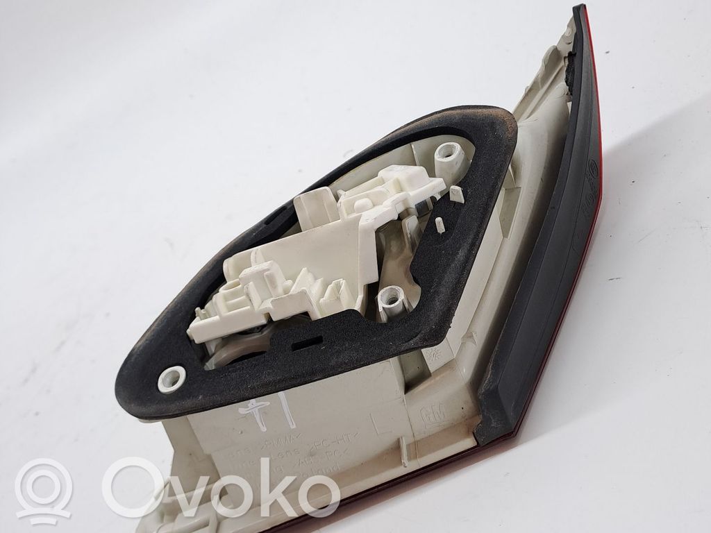 Opel Astra J Lampada fanale posteriore 