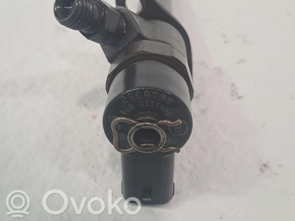 Volvo S60 Wtryskiwacz paliwa 