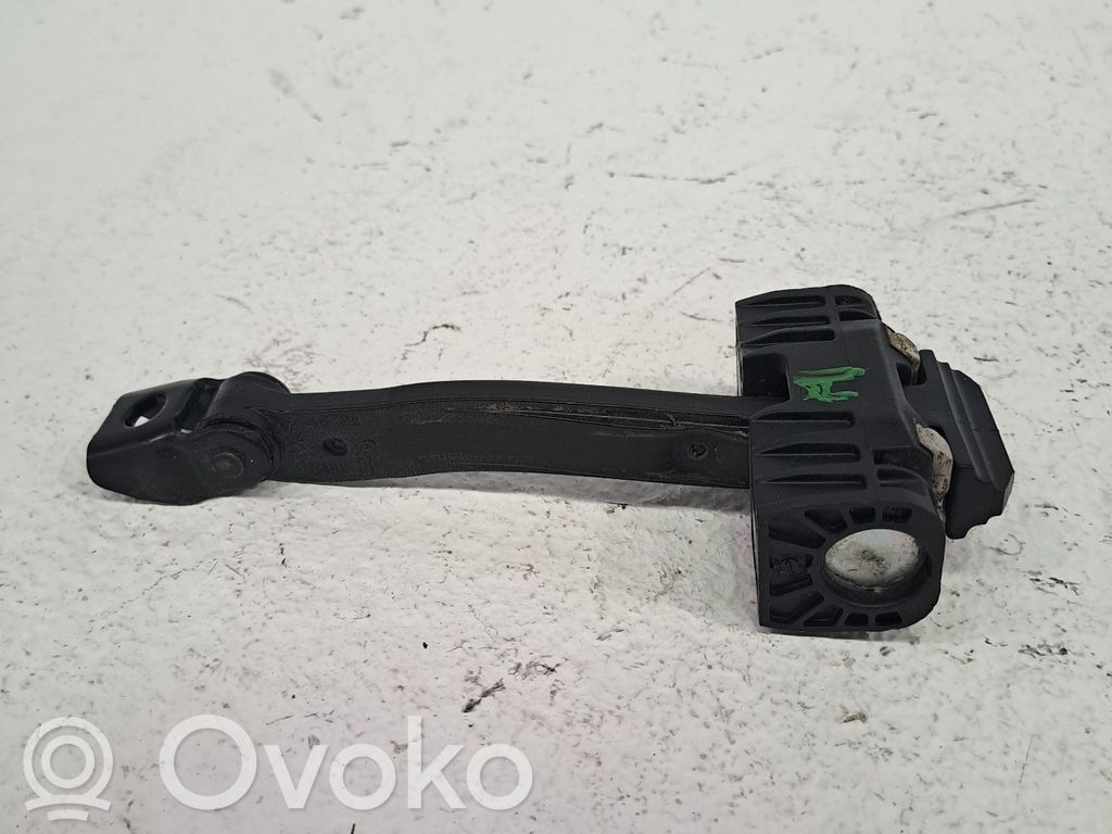 BMW 1 F40 Ogranicznik drzwi przednich 