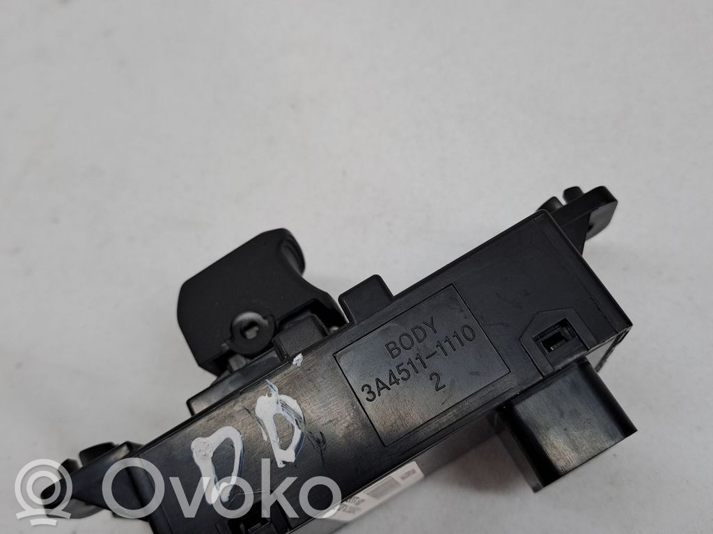 Hyundai ix20 Interruptor del elevalunas eléctrico 