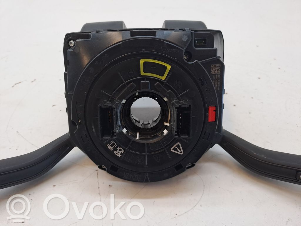 Mercedes-Benz A W177 Boutons / interrupteurs volant