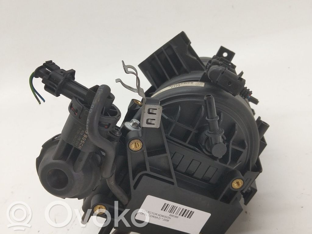 Opel Corsa D Kolektor ssący 