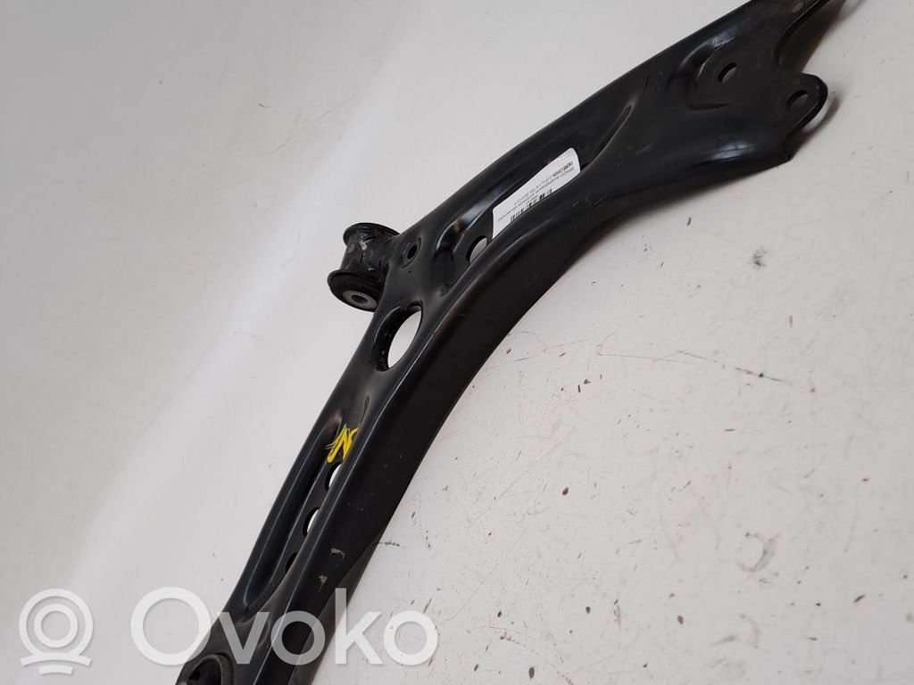 Dakša   5Q0407152R