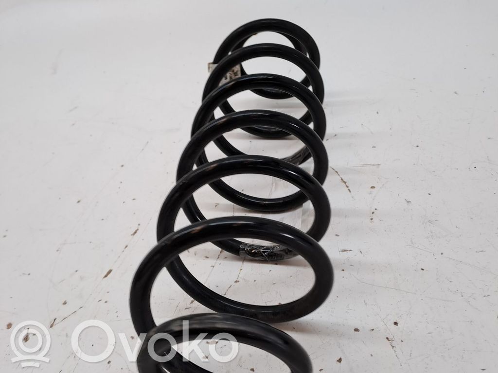 Etukierrejousi   5Q0511121BA