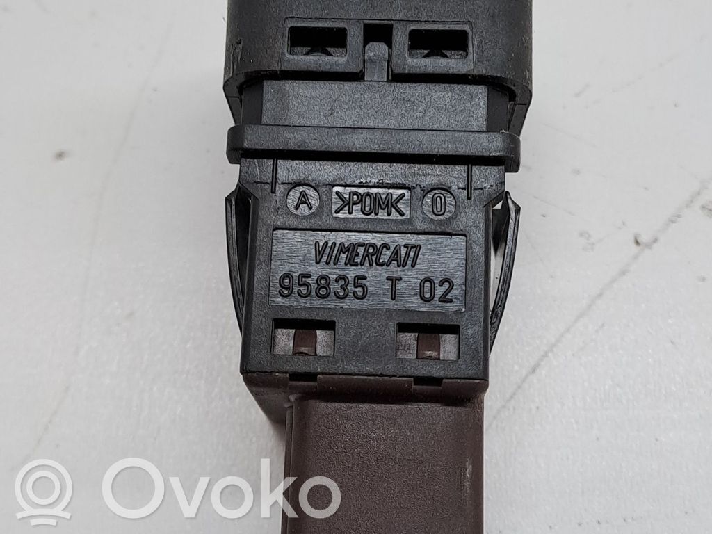Citroen Berlingo Modul de control caroserie central