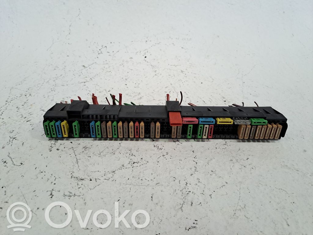 Módulo de fusible   61138366570