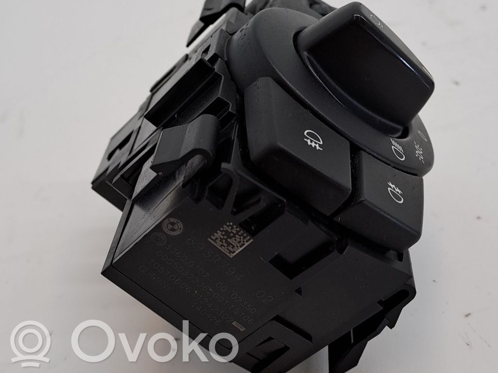 Valokatkaisija   61316932794