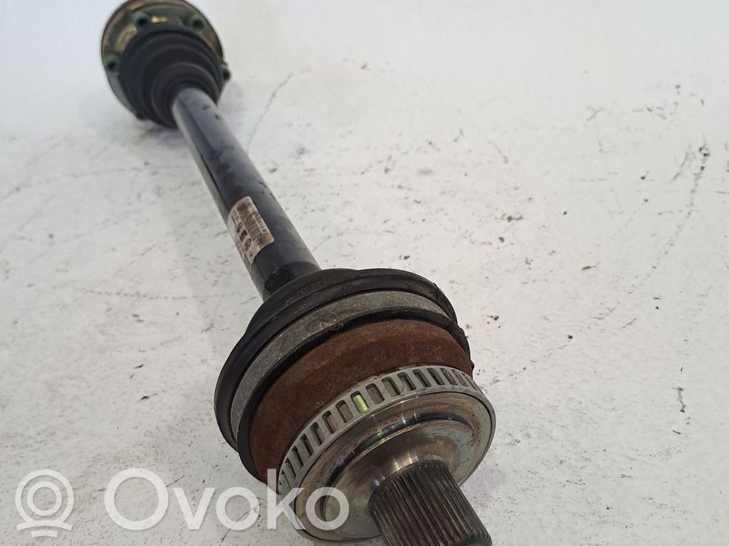 Audi A4 S4 B7 8E 8H Wał napędowy tylny 