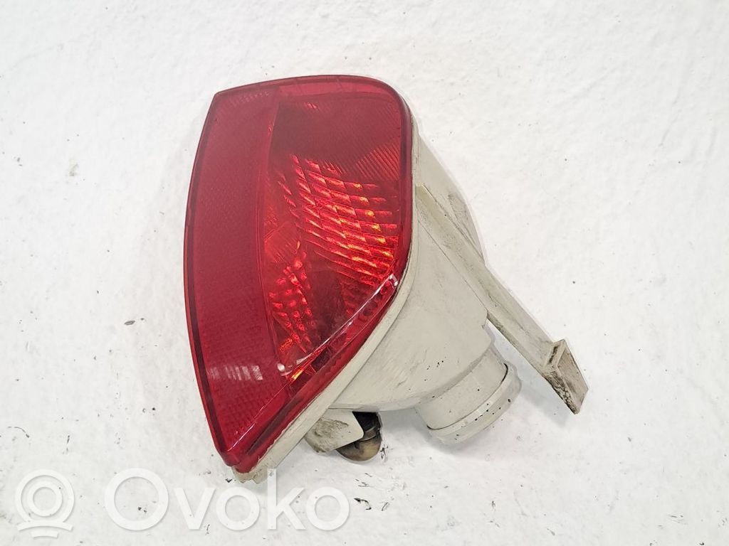 Lámpara de faros/luces traseros   1386532,1M5113A603CC