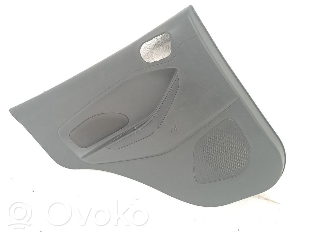 Apšuvums aizmugurējām durvīm   2258760,E4B5A27407EL3CM6
