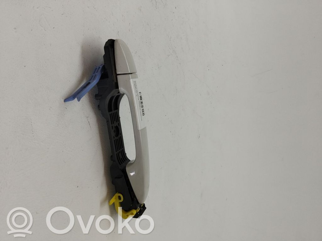 Manecilla externa puerta trasera   62142FJ000,61160FJ000W6