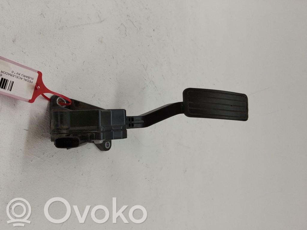 Gaspedal   36010FJ010