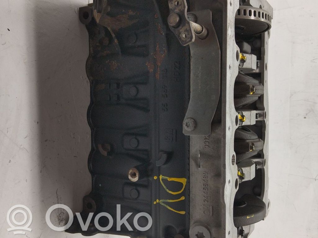 Opel Corsa D Blok silnika 