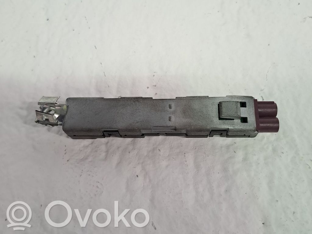 Radion antenni   8R0035225C